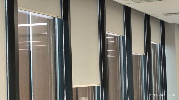 Rèm Cuốn – Giải Pháp Che Nắng Thông Minh & Thẩm Mỹ Cho Mọi Không Gian